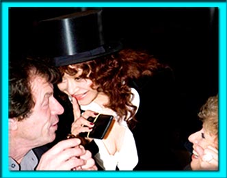 magicienne avec colombe