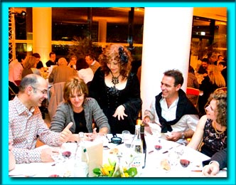 mentaliste qui fait un spectacle